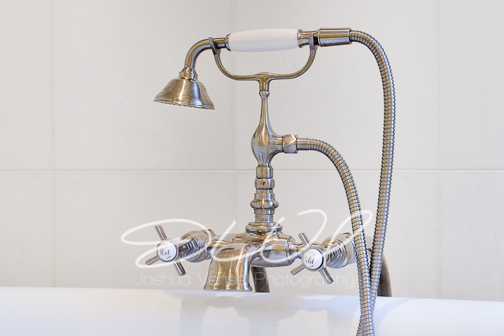 real-estate-bath-03