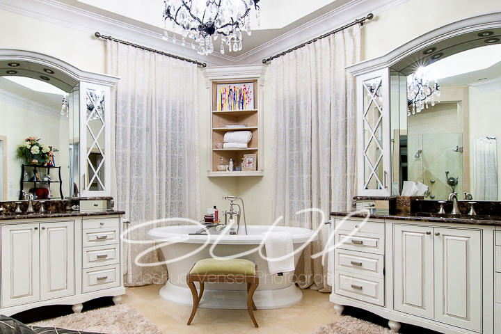 real-estate-bath-06